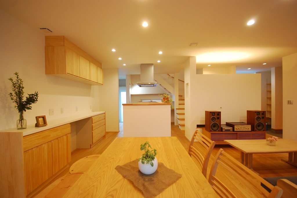 愛媛での家づくり本 発売中 気になる中身は 家づくり学校 松山校 アドバイザーブログ