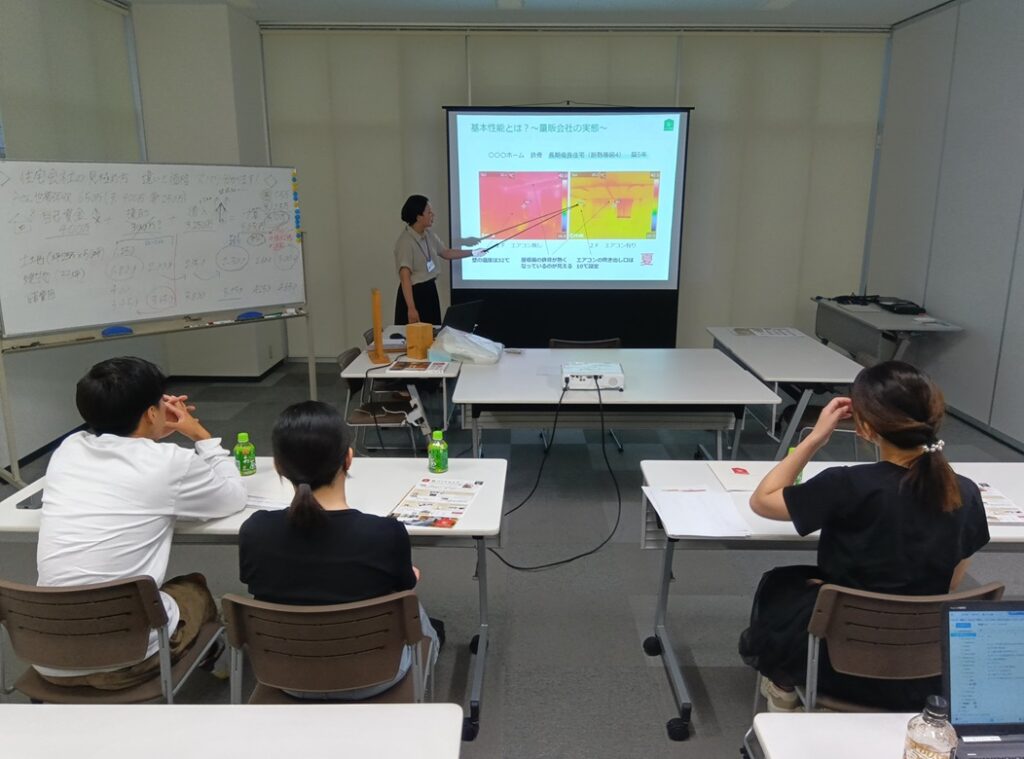 家づくり学校高松校のセミナー風景