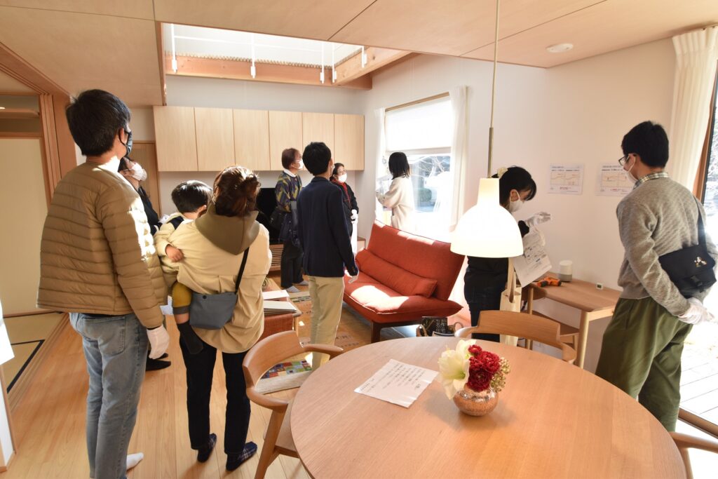 高性能住宅の室内における体感風景画像