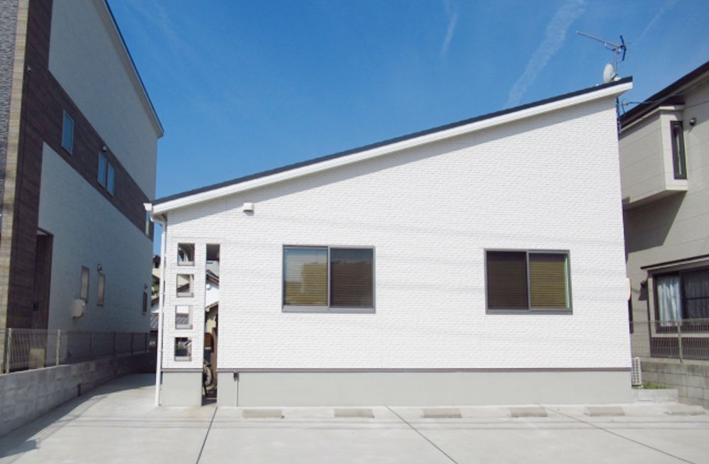 【お客様からの質問】平屋は二階建てに比べて割高!?