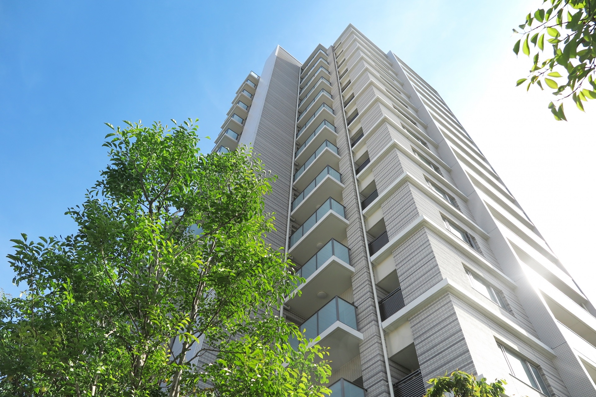 戸建て派?マンション派?性能面から見るマンションという選択肢!