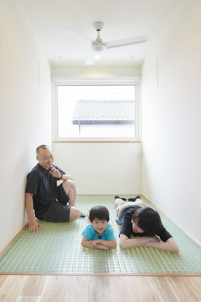 【先輩実例】グレーチング吹き抜けの家
