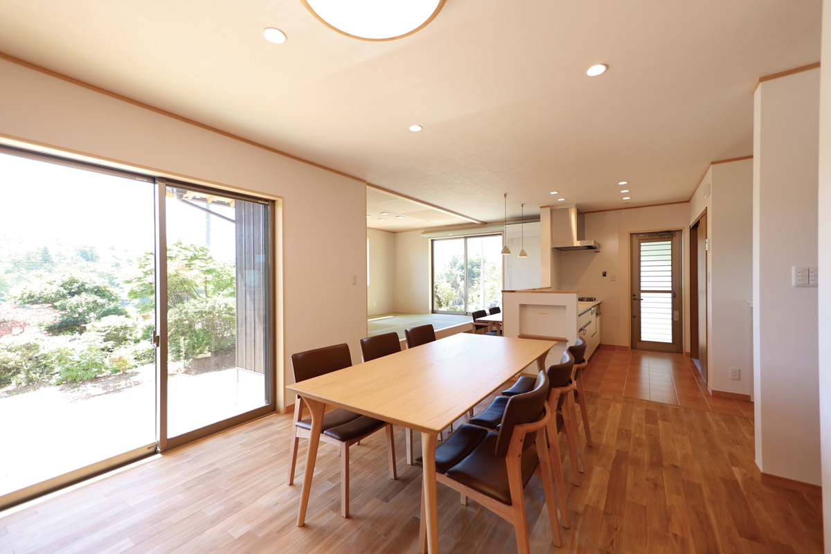 和風建築の伝統に住み心地をプラスした家