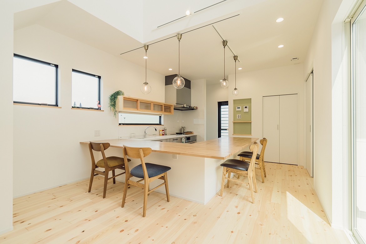 外との一体感を楽しむコートハウス