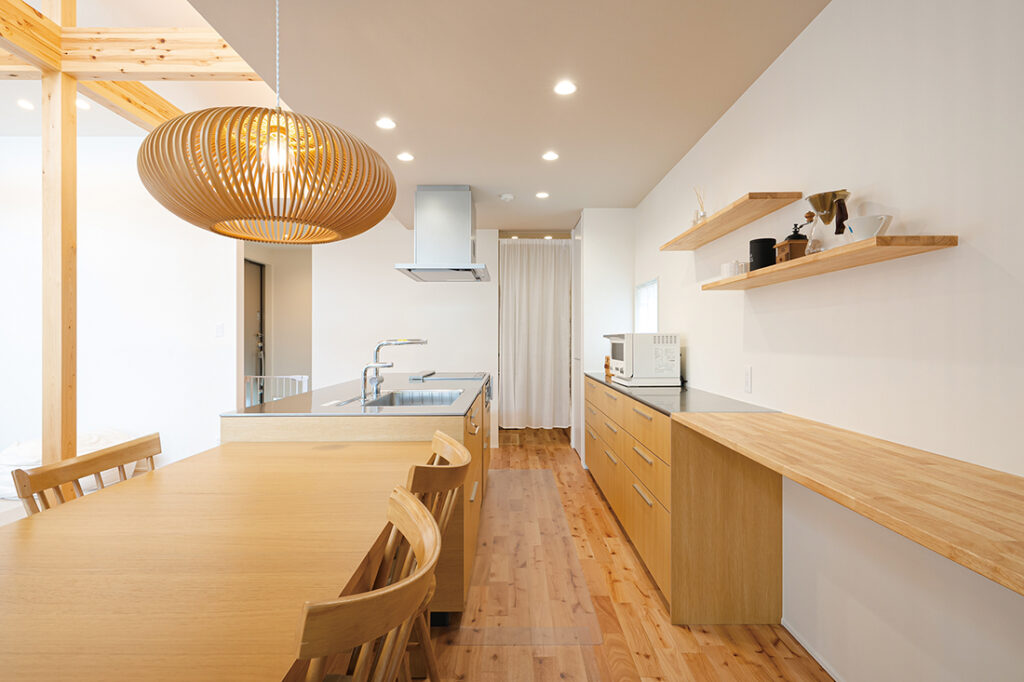 アール・ホーム