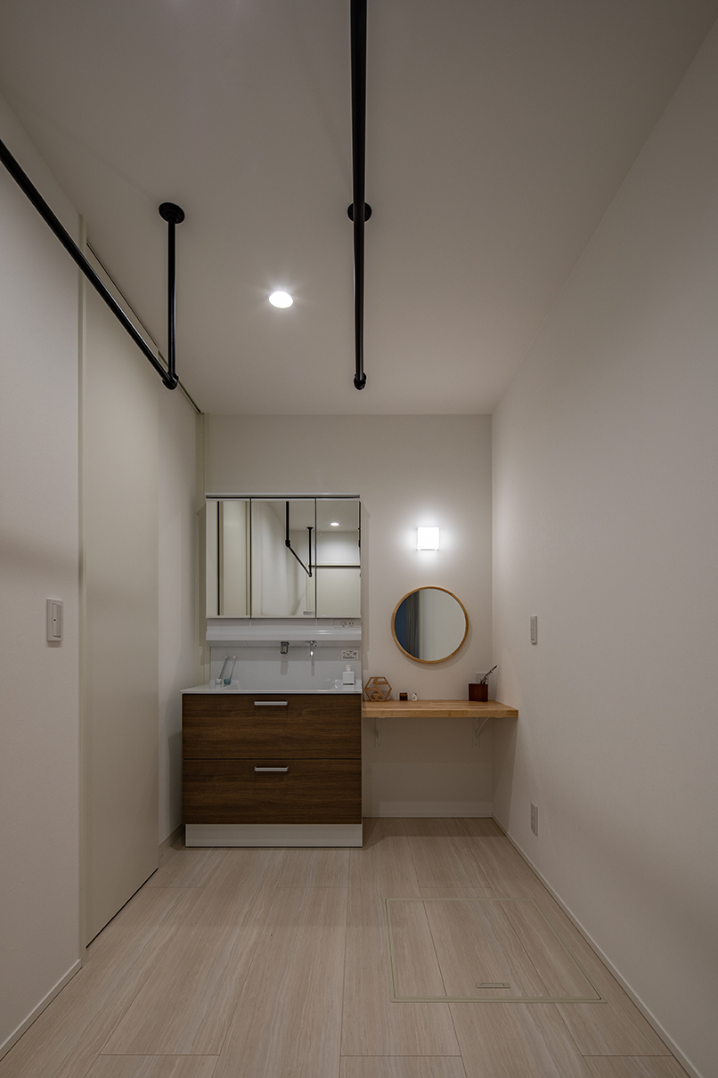 ランドリールーム兼洗面脱衣室