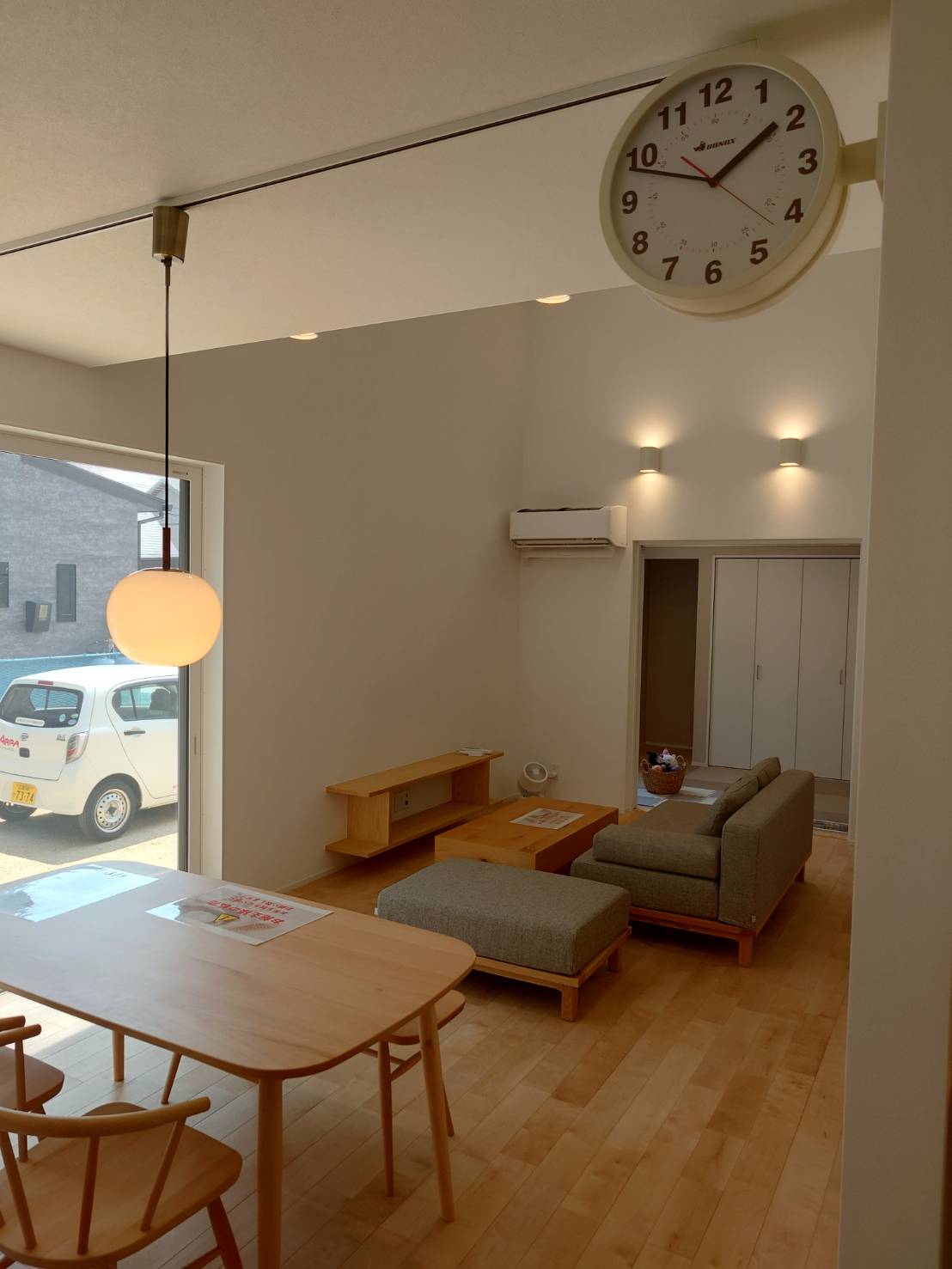 お客様の完成邸【人気の半平屋のお家】を見学!