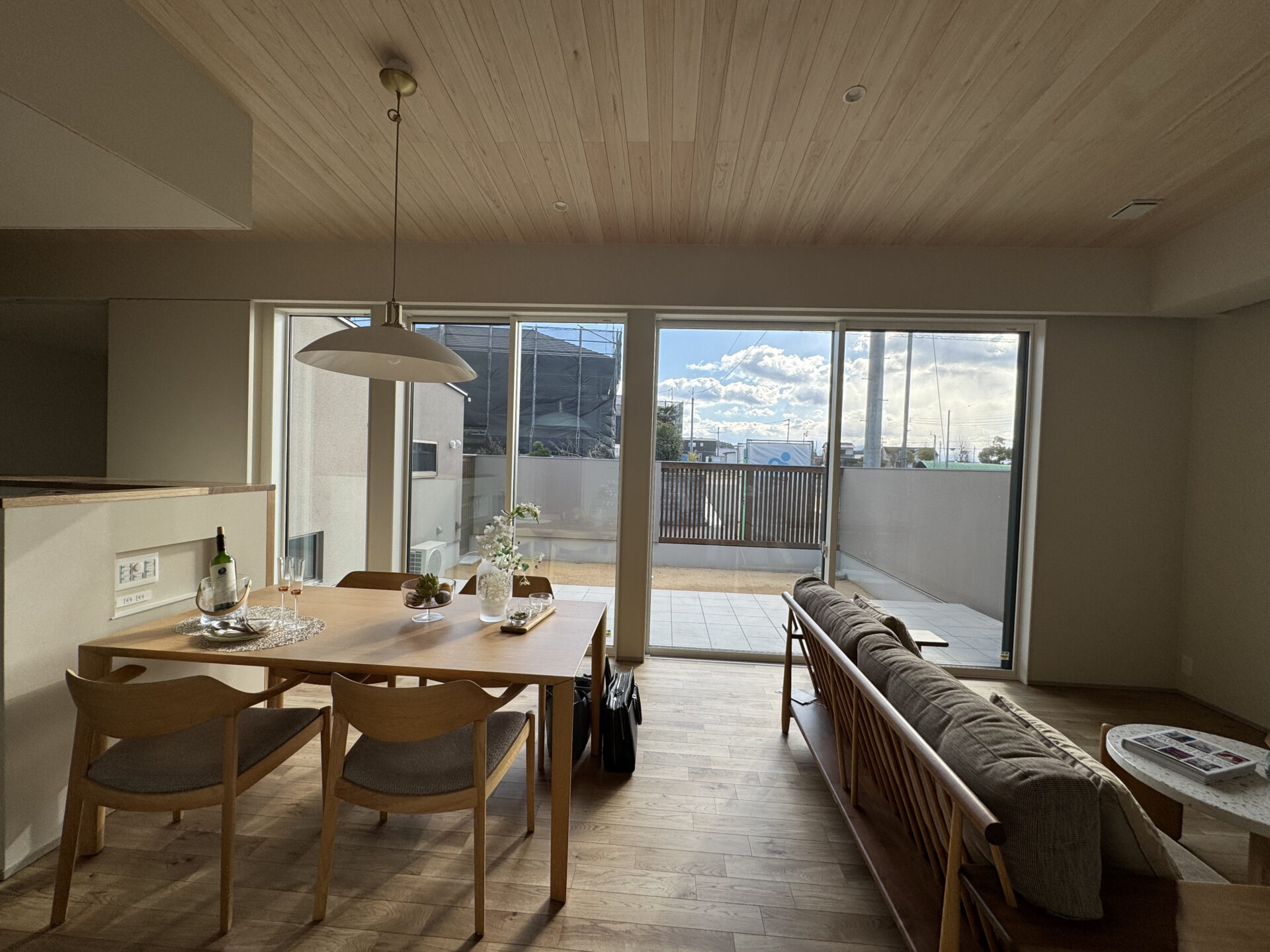 国産ヒノキが香る…♪ 素材感・意匠性・防犯性、3味一体の家づくり(*^-^*)♡