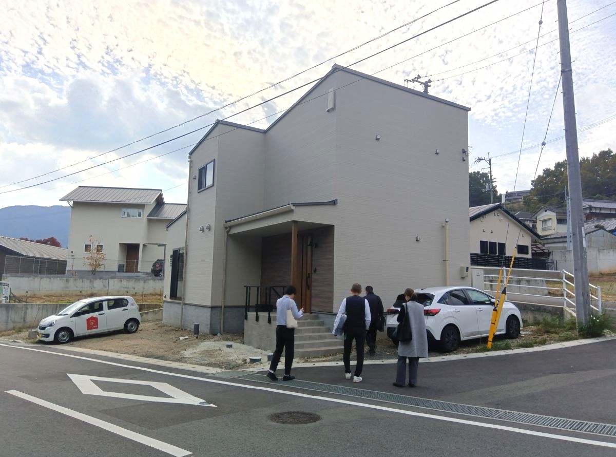 完成邸の見学に行ってきました!